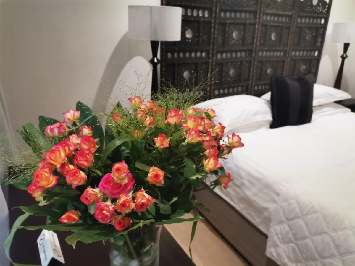 Rosebank Lodge Guesthouse By Claires جوهانسبورغ المظهر الخارجي الصورة